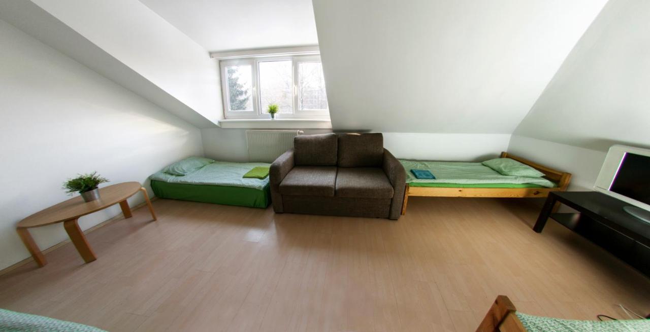 Wilanowska Hostel Warszawa Eksteriør bilde